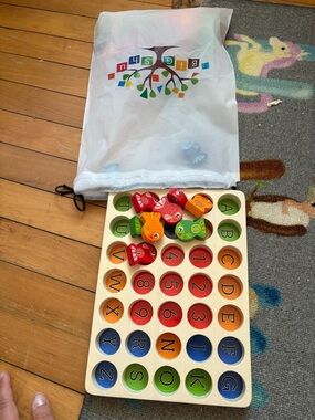 Bigjigs Alphabet & Number Fish Matching Game - Multicolor